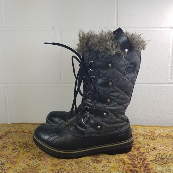 Sorel Tofino II faur fur winter boots - Picture 3 of 14